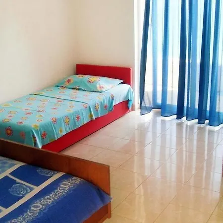 Apartament Mateo - By The Beach; *